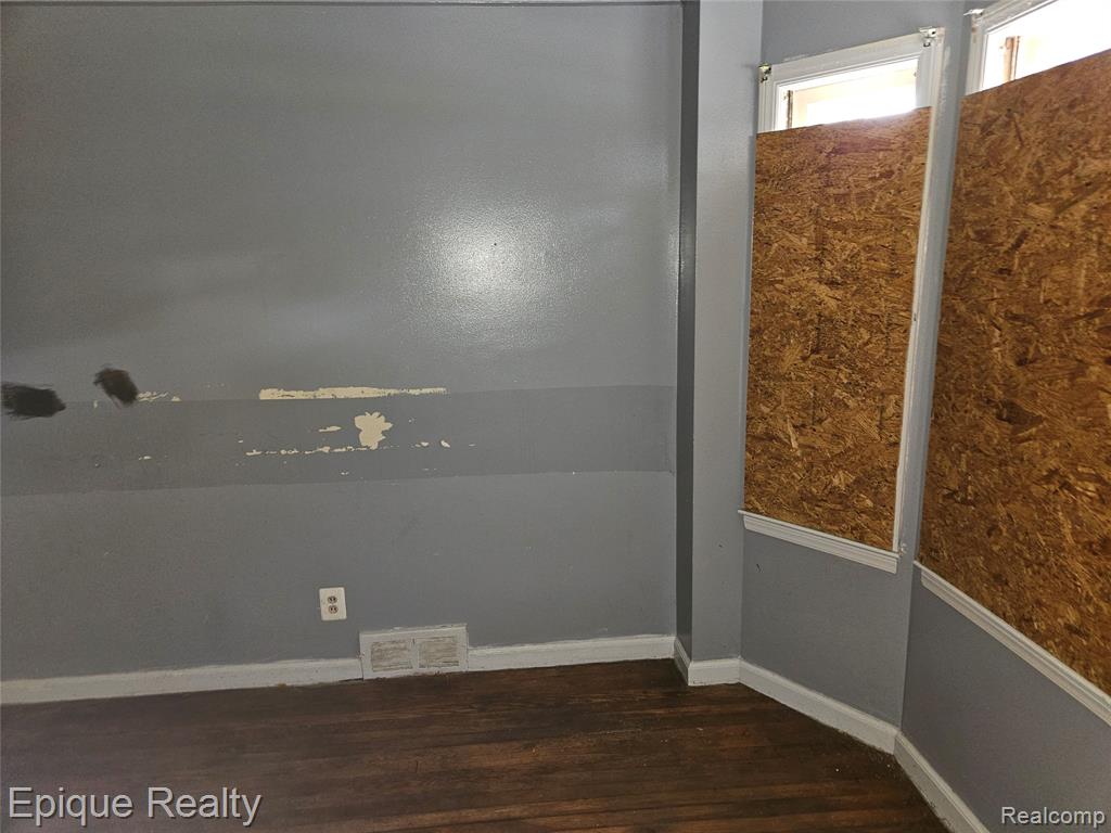 6166 Farmbrook Street, Detroit, MI 48224 — Photo 4