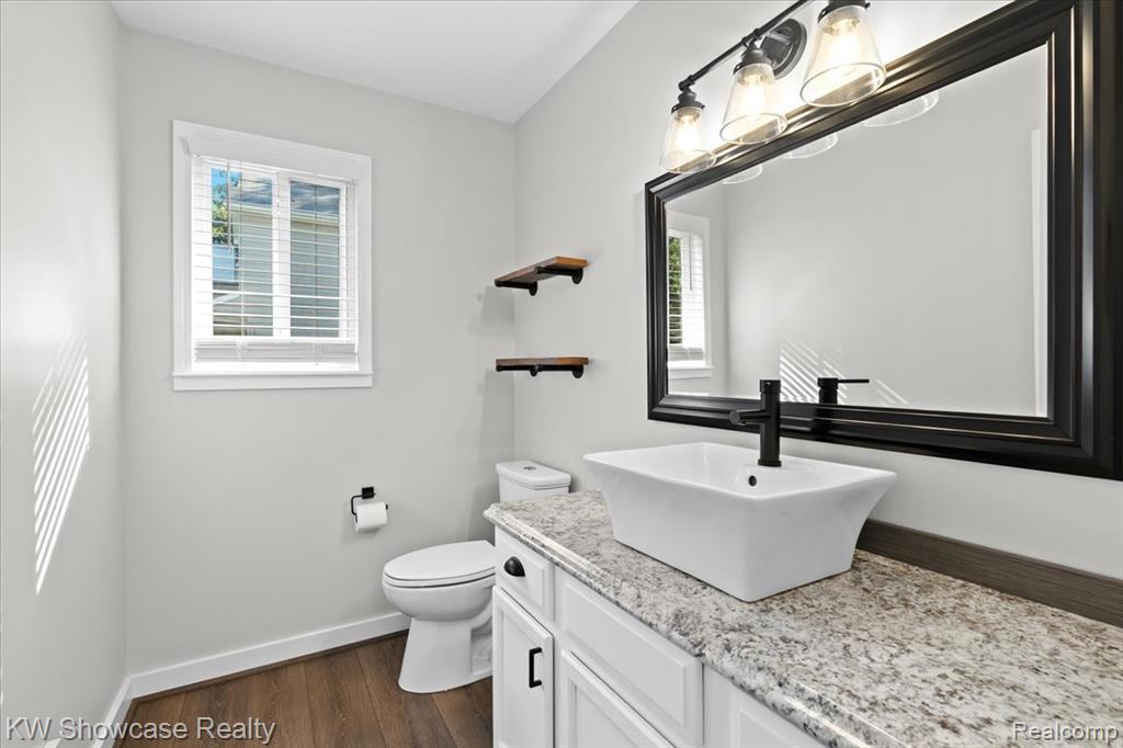 4125 Cass Elizabeth Road, Waterford, MI 48328 — Photo 11