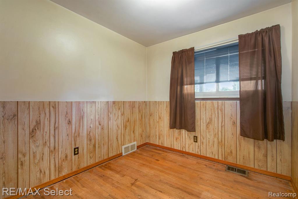1179 LAUREL Court, Ypsilanti, MI 48198 — Photo 15