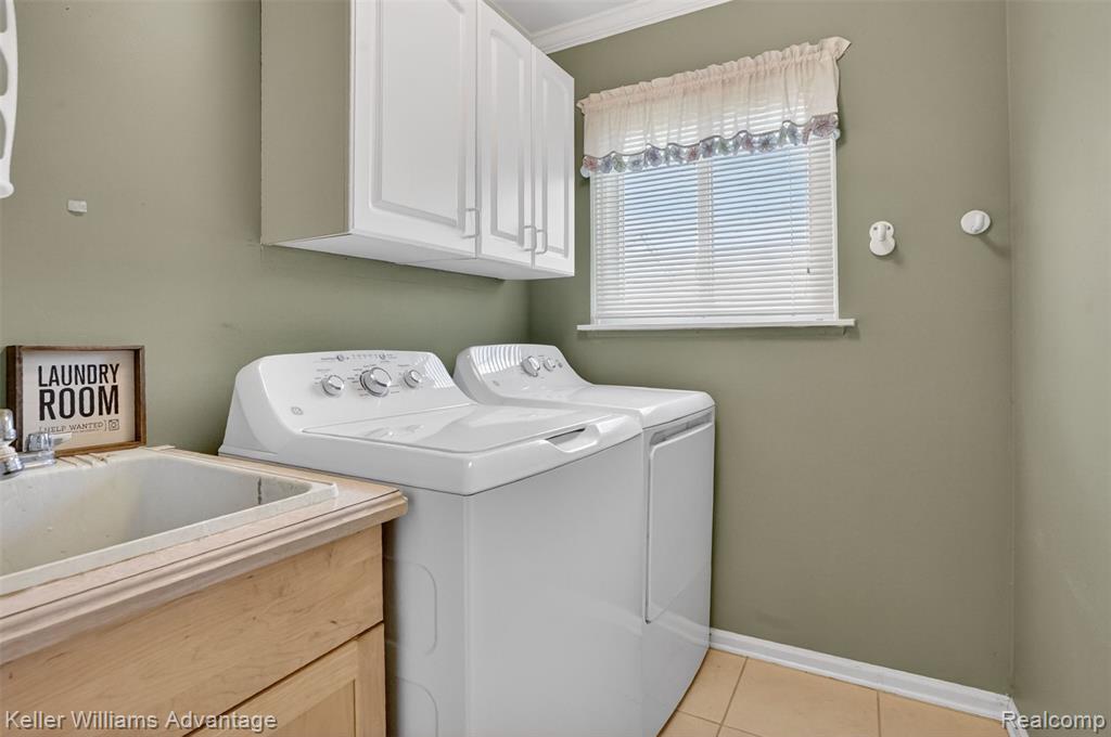761 Knollwood Circle, South Lyon, MI 48178 — Photo 16