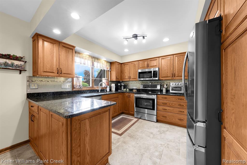 9594 MARQUETTE Road, Wales, MI — Photo 9