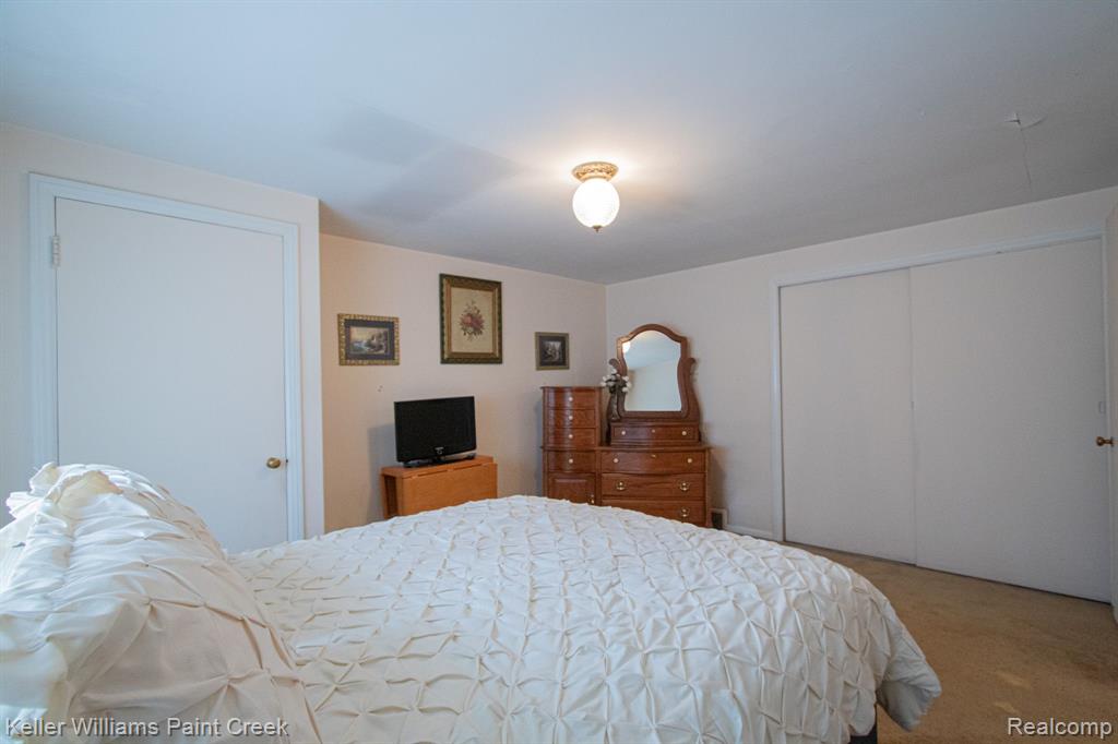 49525 SHELBY Road, Shelby Twp, MI 48317 — Photo 21