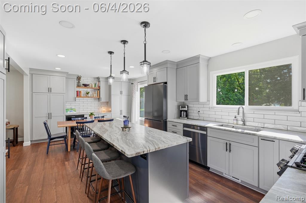 2351 Recreation Drive, West Bloomfield, MI 48324 — Photo 8