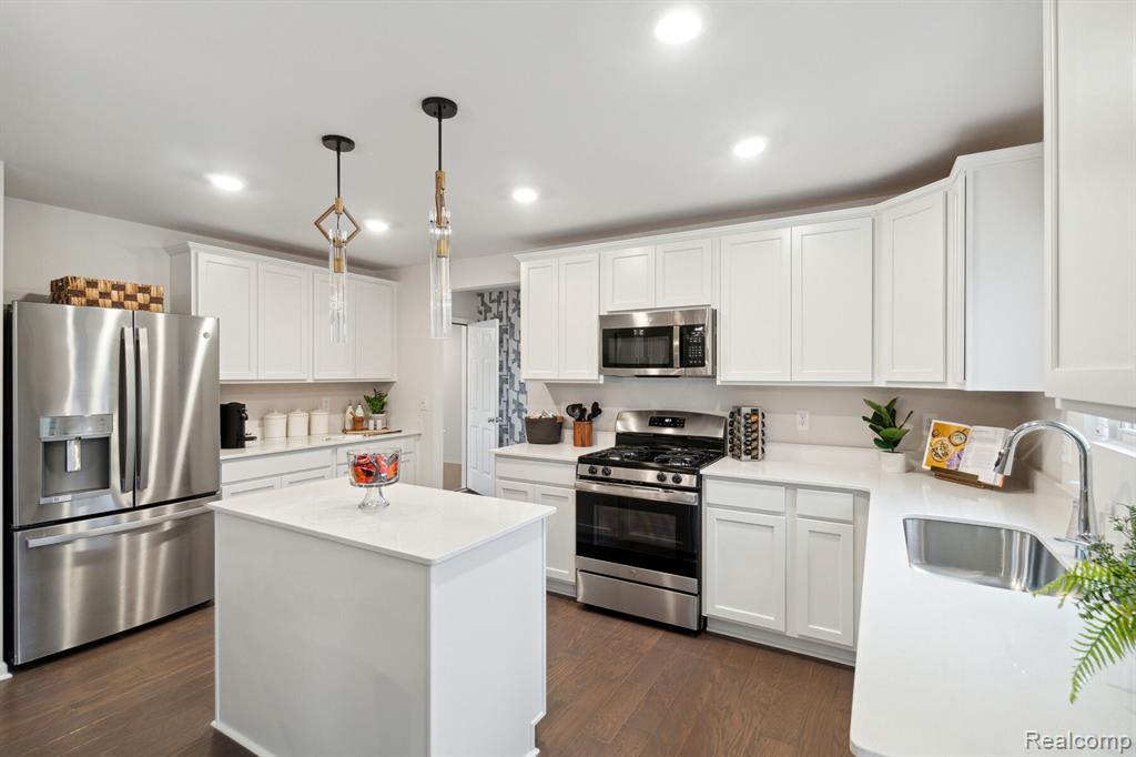 4124 Sedgeview Circle, Howell, MI 48843 — Photo 4