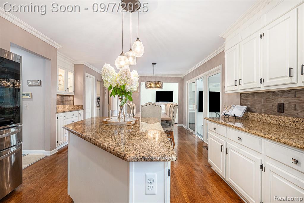 43459 Chardonnay Drive, Sterling Heights, MI 48314 — Photo 16