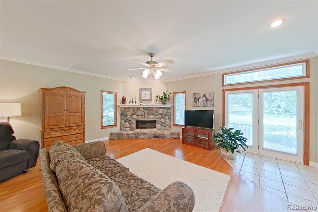 50666 W 9 Mile Road, Novi, MI — Photo 9