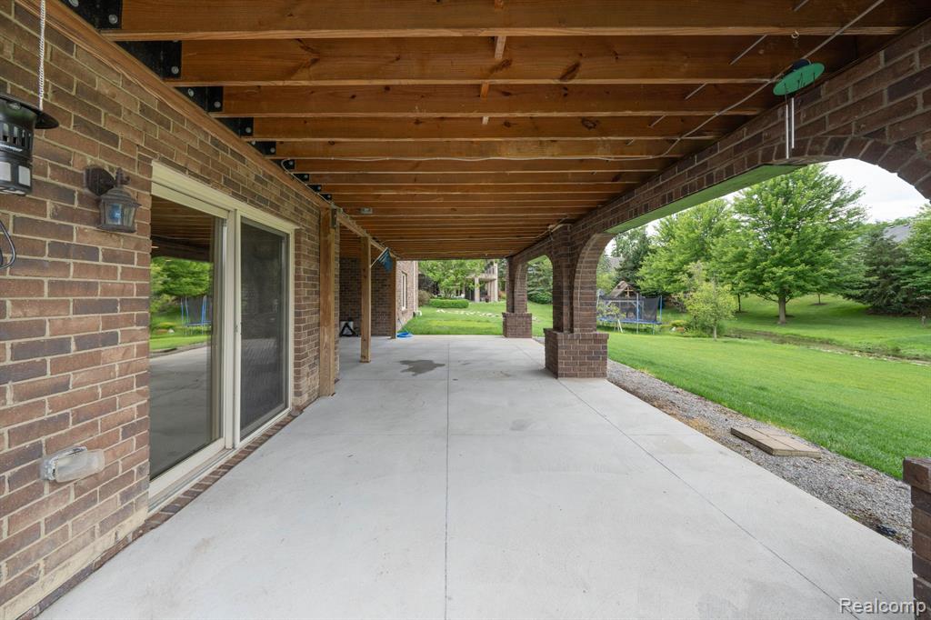 55545 WHITNEY, Shelby Twp, MI 48315 — Photo 33