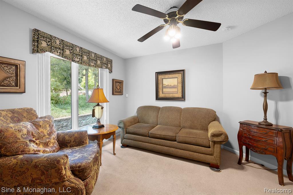 35595 Court Ridge Court, Farmington Hills, MI 48335 — Photo 18