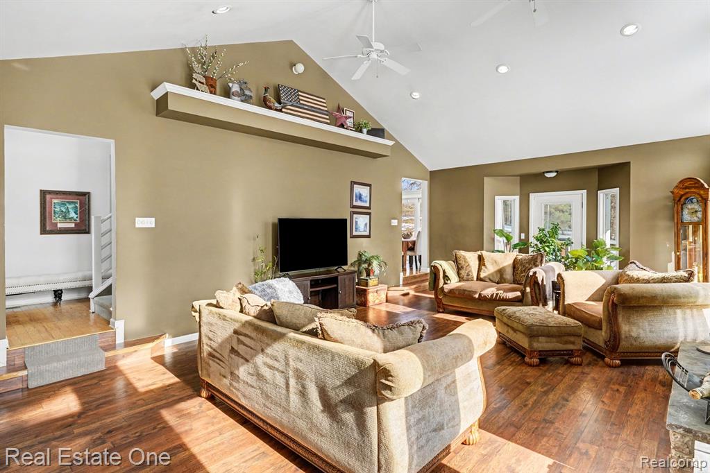 18403 Taylor Lake Road, Holly, MI 48442 — Photo 5