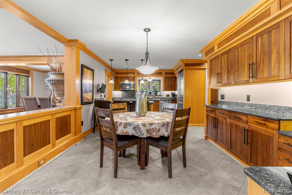 42049 Farm Lane Court, Sterling Heights, MI 48313 — Photo 17
