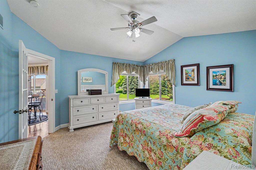 408 N Outlook Court, Perry, MI 48872 — Photo 16