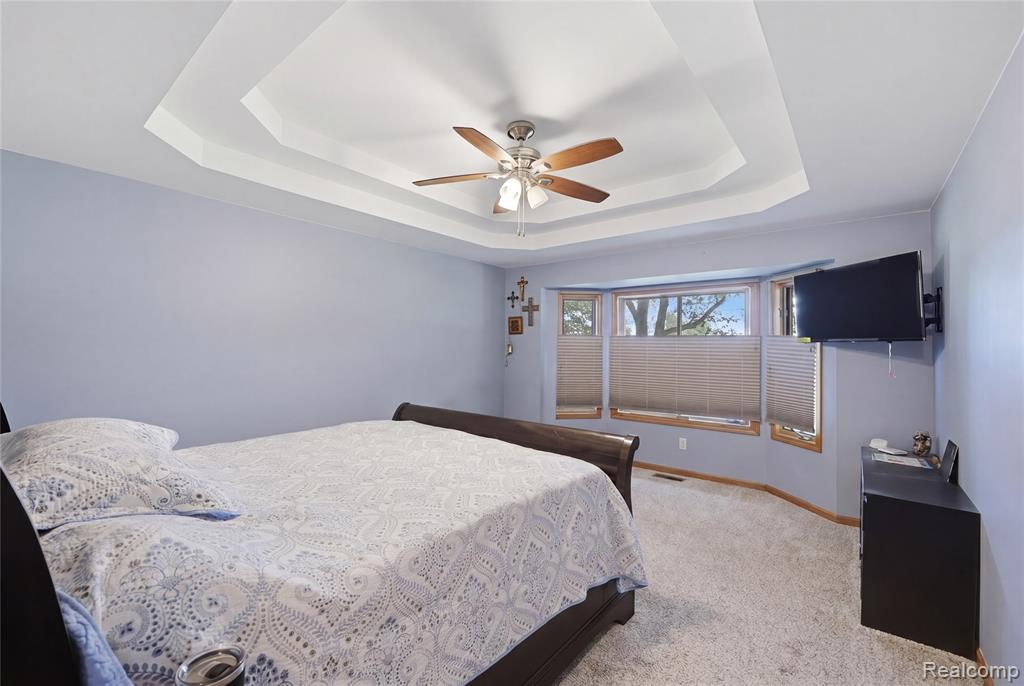 35724 Saint Clair Drive, New Baltimore, MI 48047 — Photo 19