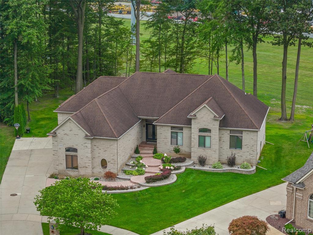 52041 Loon Court, Shelby Twp, MI 48315 — Photo 62