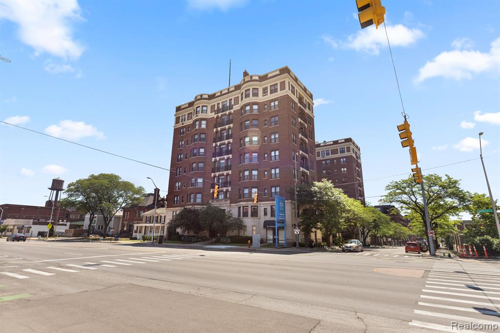 2900 E Jefferson Avenue, A600, Detroit, MI 48207 — Photo 38