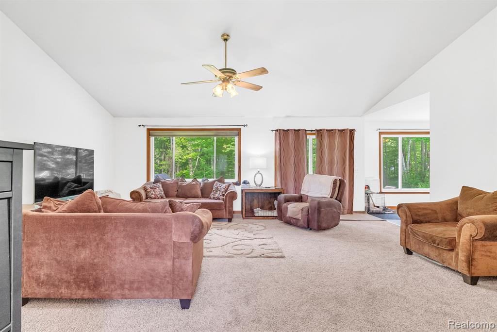 3176 Yorkshire Drive, Port Huron, MI 48060 — Photo 8