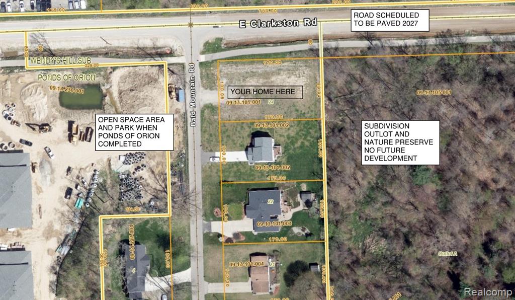 1050 Bald Mountain Road, Lake Orion, MI