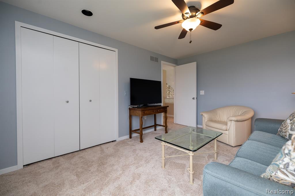 762 Golden Shores, White Lake, MI — Photo 28