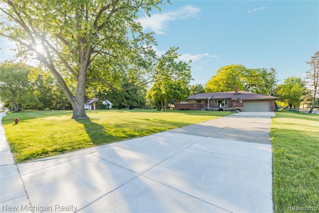 8359 Chicago Road, Warren, MI 48093 — Photo 49