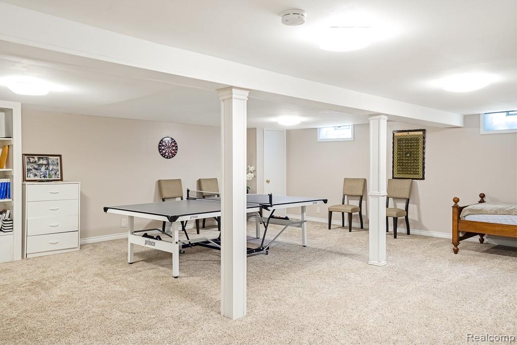 8100 Lochdale Street, Dearborn Heights, MI 48127 — Photo 29