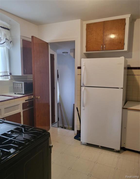 15611 Spring Garden Street, Detroit, MI 48205 — Photo 37