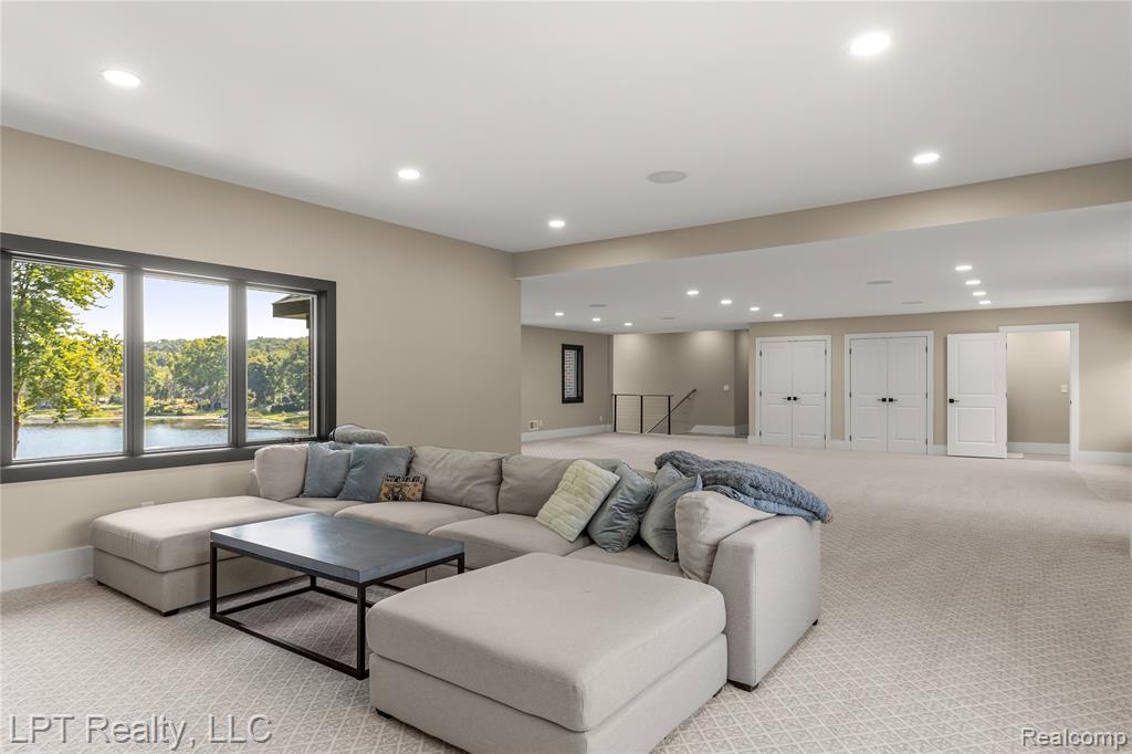 5029 Forest Valley Drive, Clarkston, MI 48348 — Photo 52