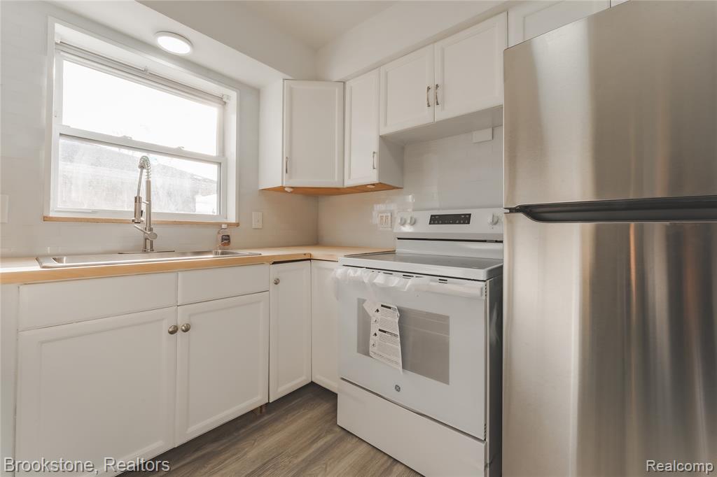 17006 Juliana Avenue, Eastpointe, MI 48021 — Photo 10