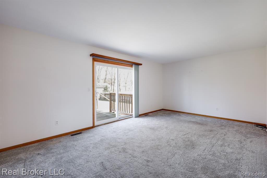 516 ALLEN Street, Clio, MI 48420 — Photo 7