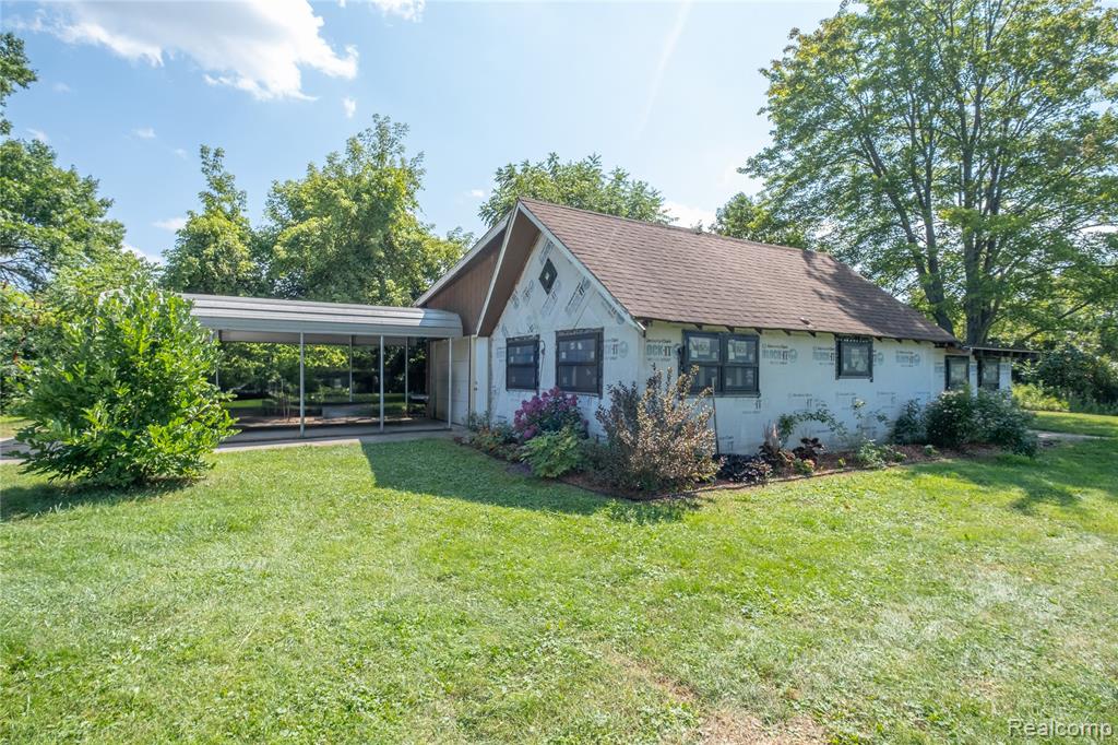 11010 Hegel Road, Goodrich Vlg, MI — Photo 25