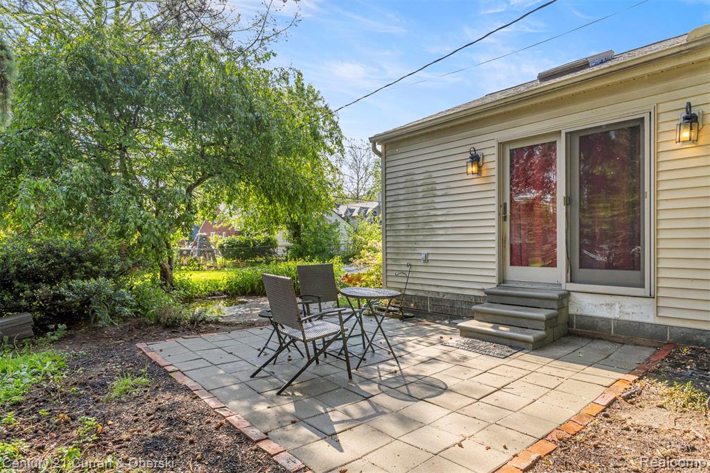 9616 Auburndale Street, Livonia, MI 48150 — Photo 42