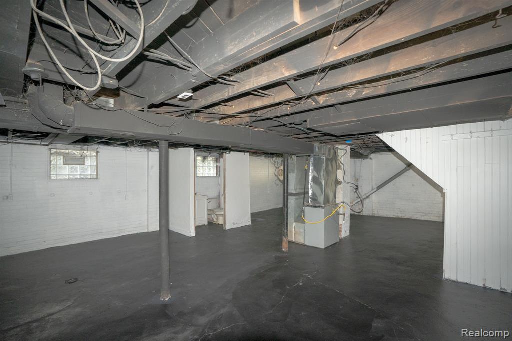 5266 Three Mile Drive, Detroit, MI 48224 — Photo 29