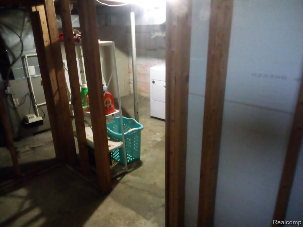 5255 N Seymour Road, Flushing, MI 48433 — Photo 35