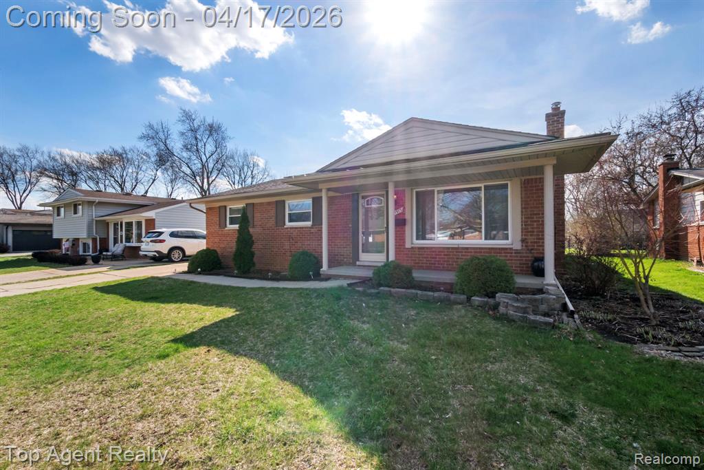 1973 Alexander Drive, Troy, MI 48083 — Photo 3
