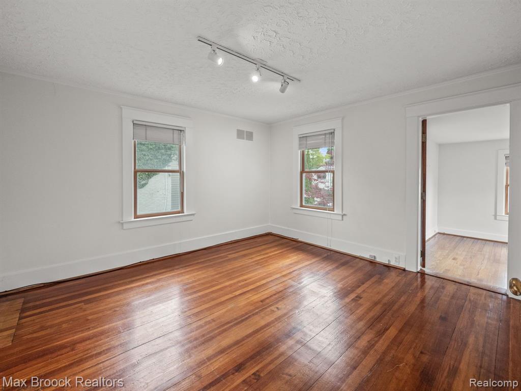 439 Park Street, Birmingham, MI 48009 — Photo 16