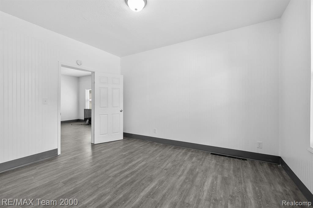 8849 OLIVET Street, Detroit, MI 48209 — Photo 14