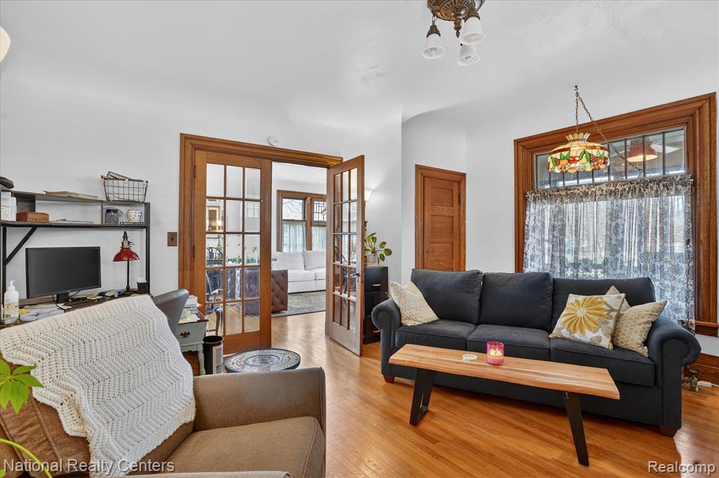 427 W Shiawassee Street, Lansing, MI 48933 — Photo 16