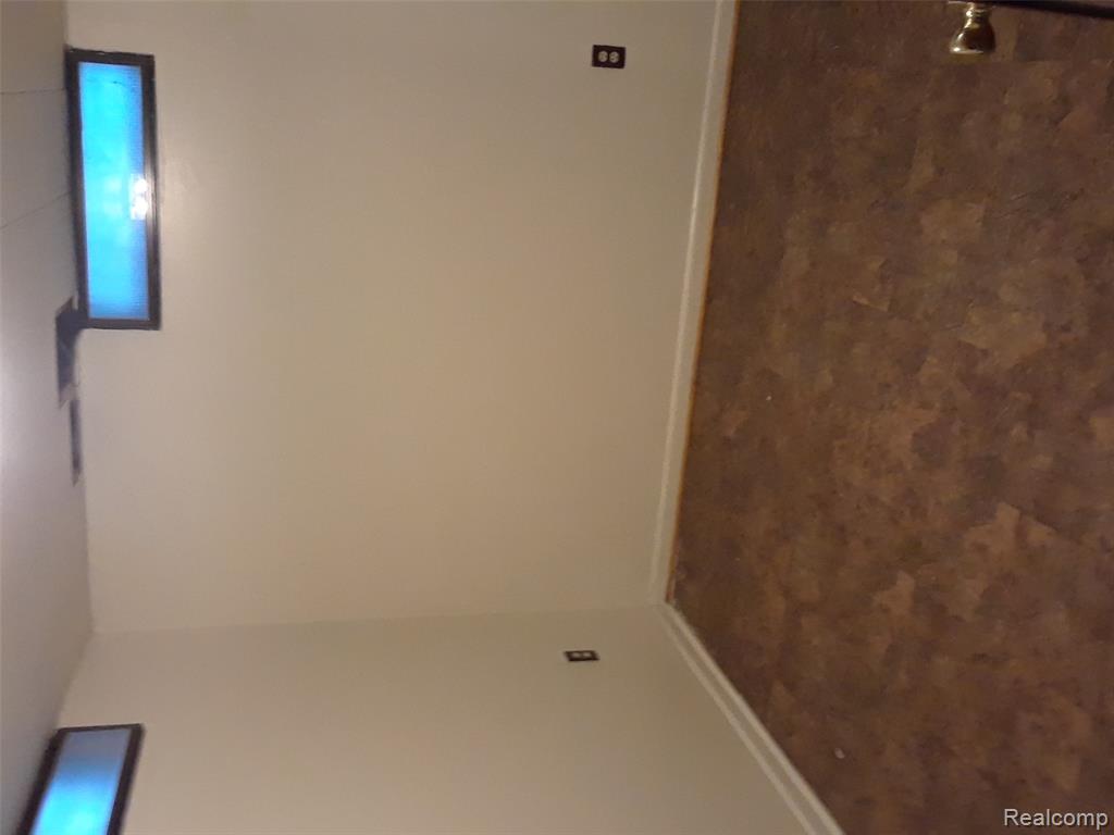 11747 W Outer Drive, Detroit, MI 48223 — Photo 12