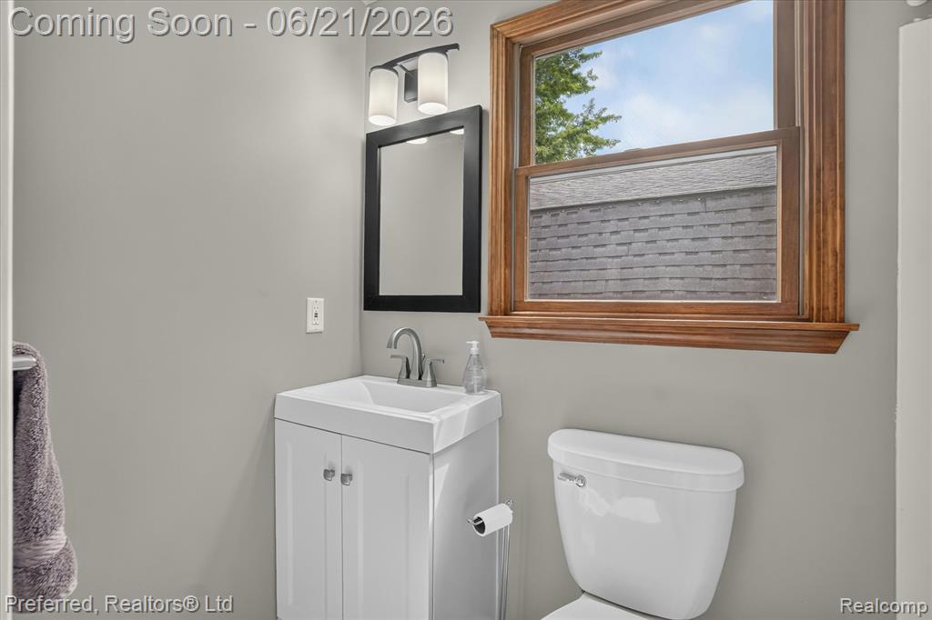 9065 E Richfield Road, Davison, MI 48423 — Photo 32