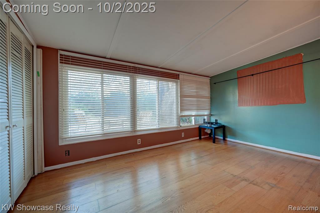 5596 Eldridge Drive, Waterford, MI 48327 — Photo 33