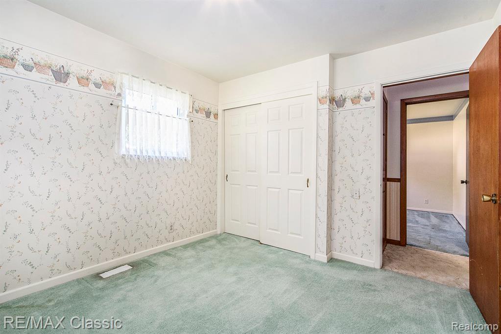 9304 Morrison Avenue, Plymouth, MI 48170 — Photo 20