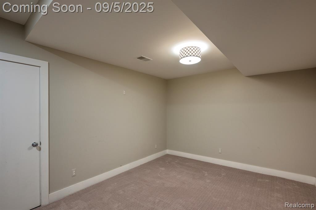 916 Madison Street, Birmingham, MI 48009 — Photo 23