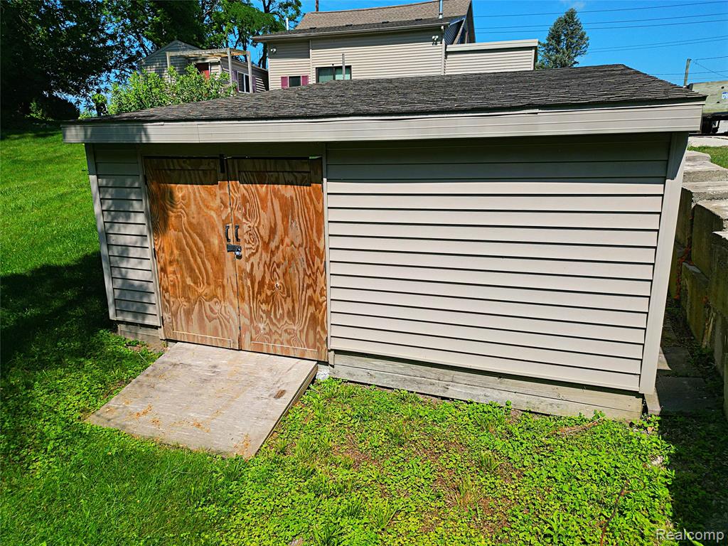 412 E Shore Drive, Whitmore Lake, MI 48189 — Photo 48