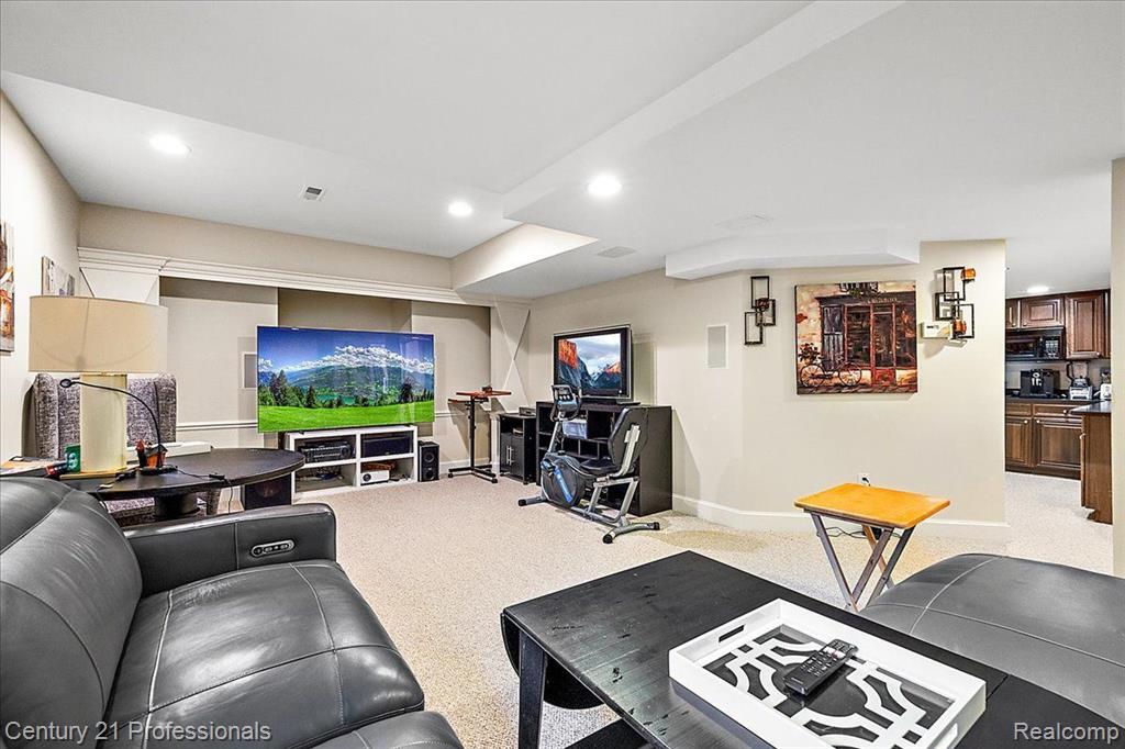 4735 OAKHURST RIDGE Road, Clarkston, MI 48348 — Photo 51