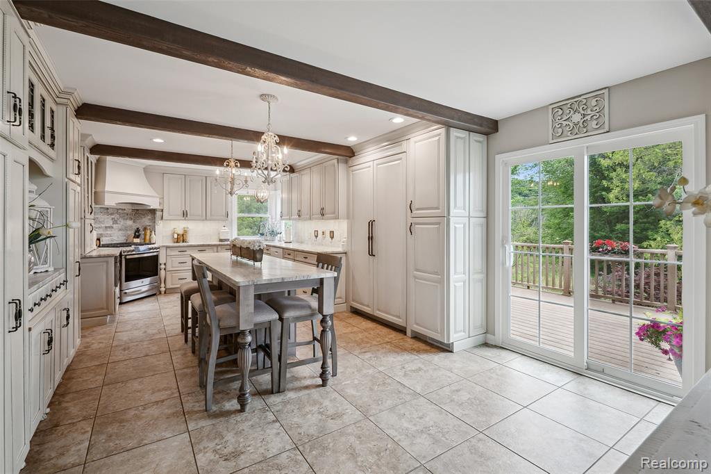 945 Gray Fox Court, Howell, MI 48843 — Photo 17