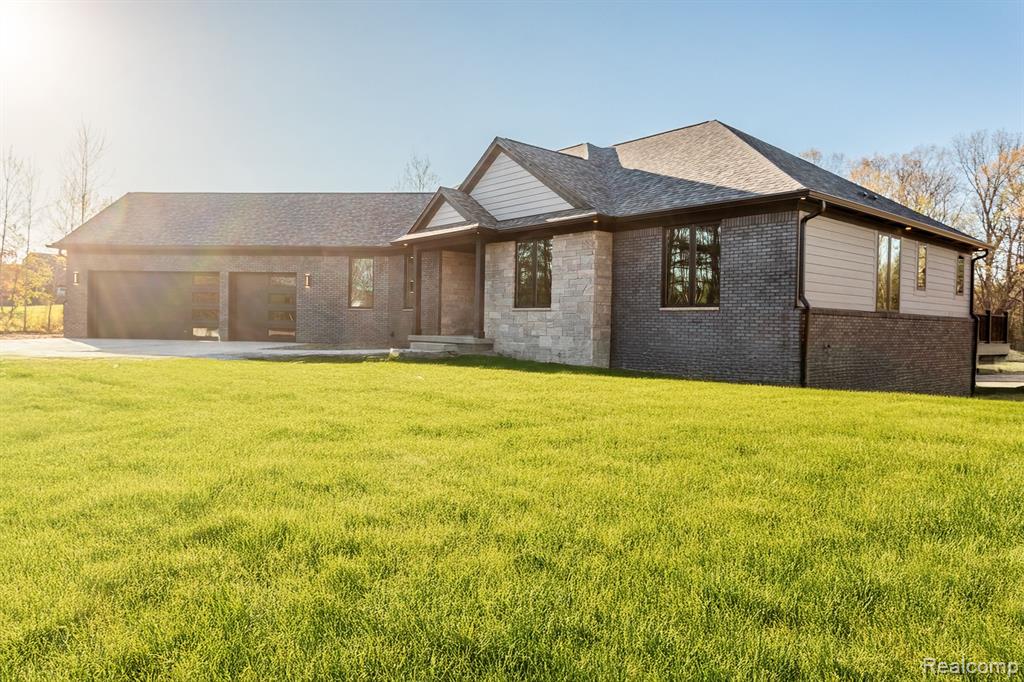 4075 Metamora Ridge, Metamora, MI 48455 — front exterior
