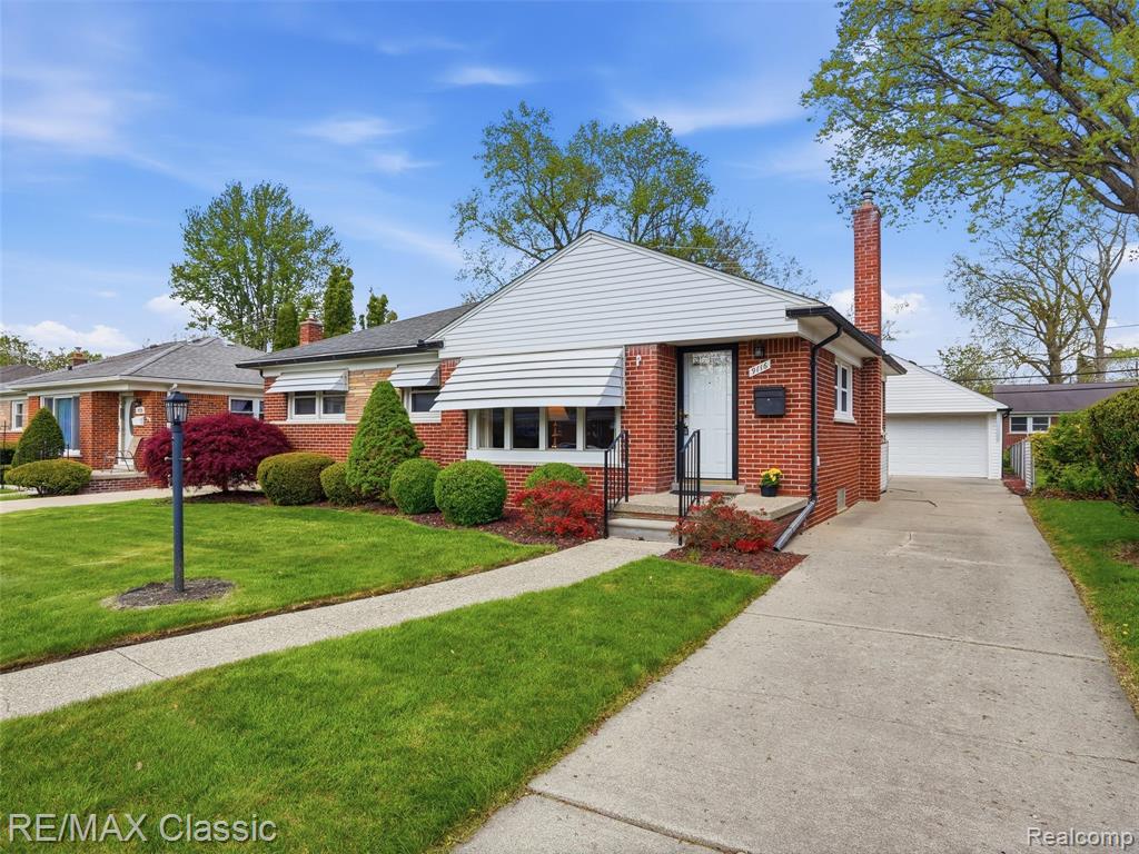 9116 Tecumseh Avenue, Redford, MI 48239 — front exterior