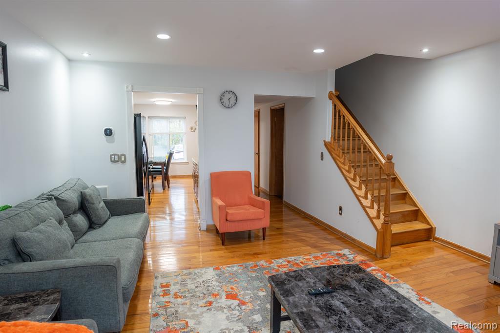 4468 15 MILE Road, 104, Sterling Heights, MI 48310 — Photo 4
