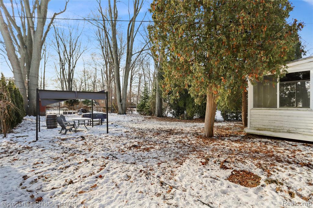 615 W 13 Mile Road, Royal Oak, MI 48073 — Photo 29