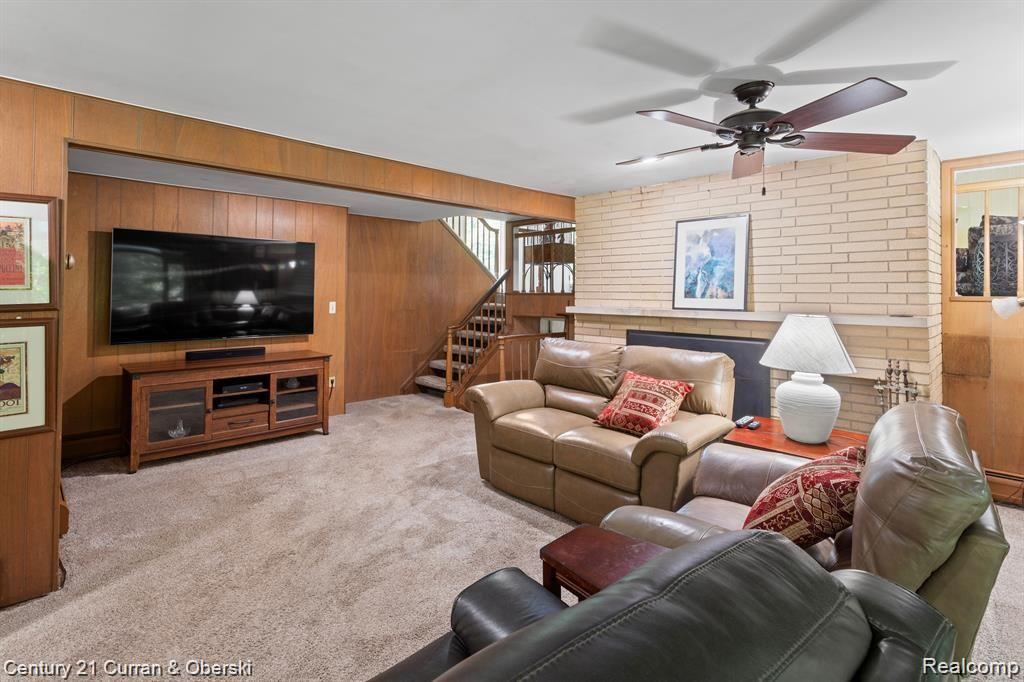 44253 CHEDWORTH Drive, Northville, MI 48167 — Photo 33