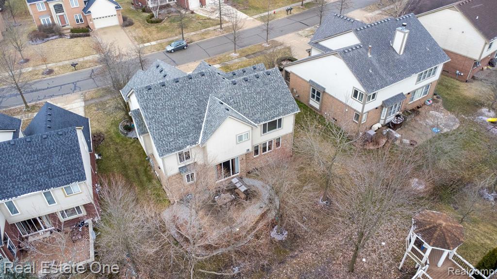 17041 ALGONQUIN Drive, Northville, MI 48168 — Photo 11