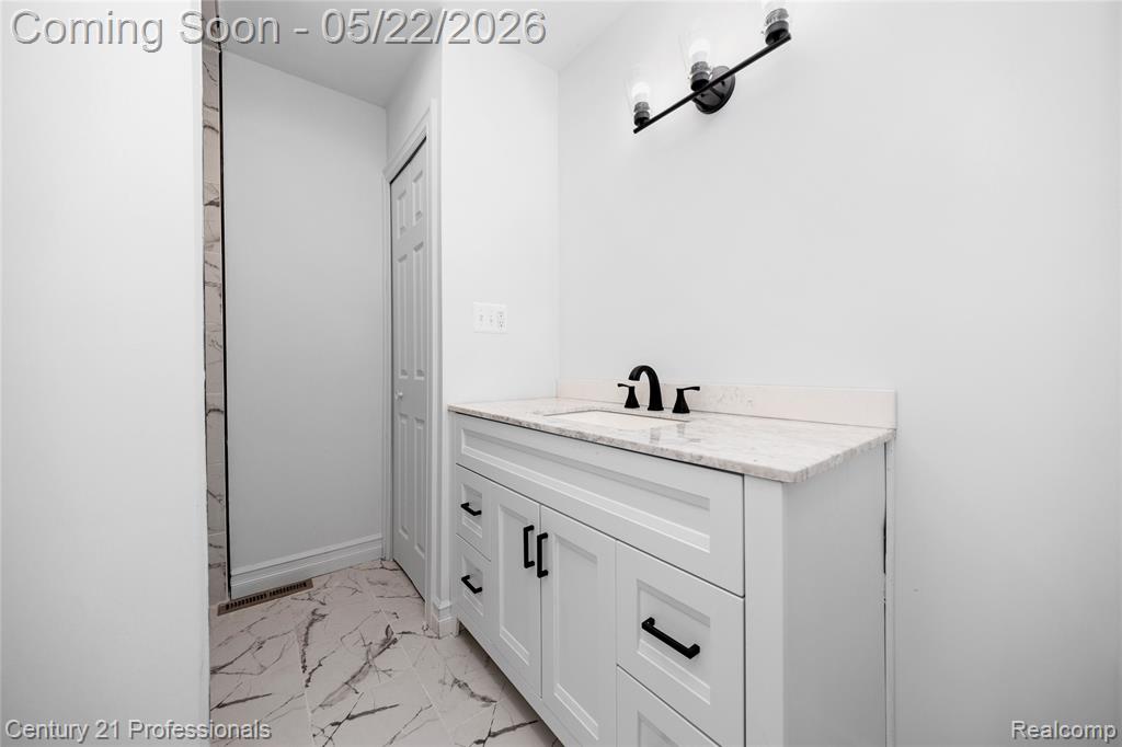 7359 Saint Clair Hwy Highway, China, MI — Photo 28